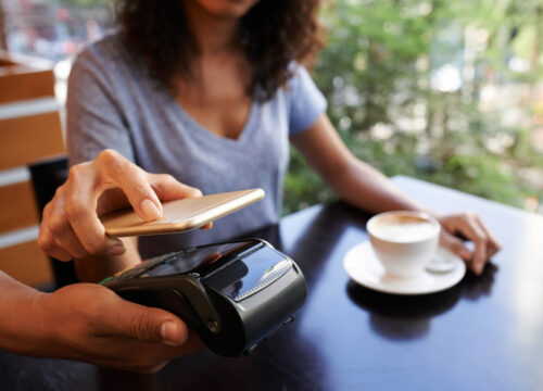 Embedded Finance: por que as finanças embutidas são motor para a inclusão financeira?