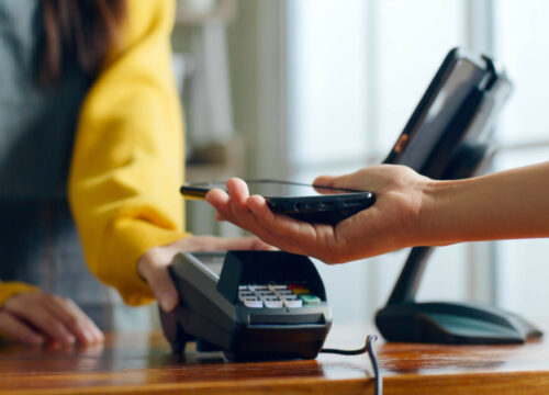 API Pix: ganhe agilidade na adoção das novas funcionalidades do sistema de pagamentos instantâneos
